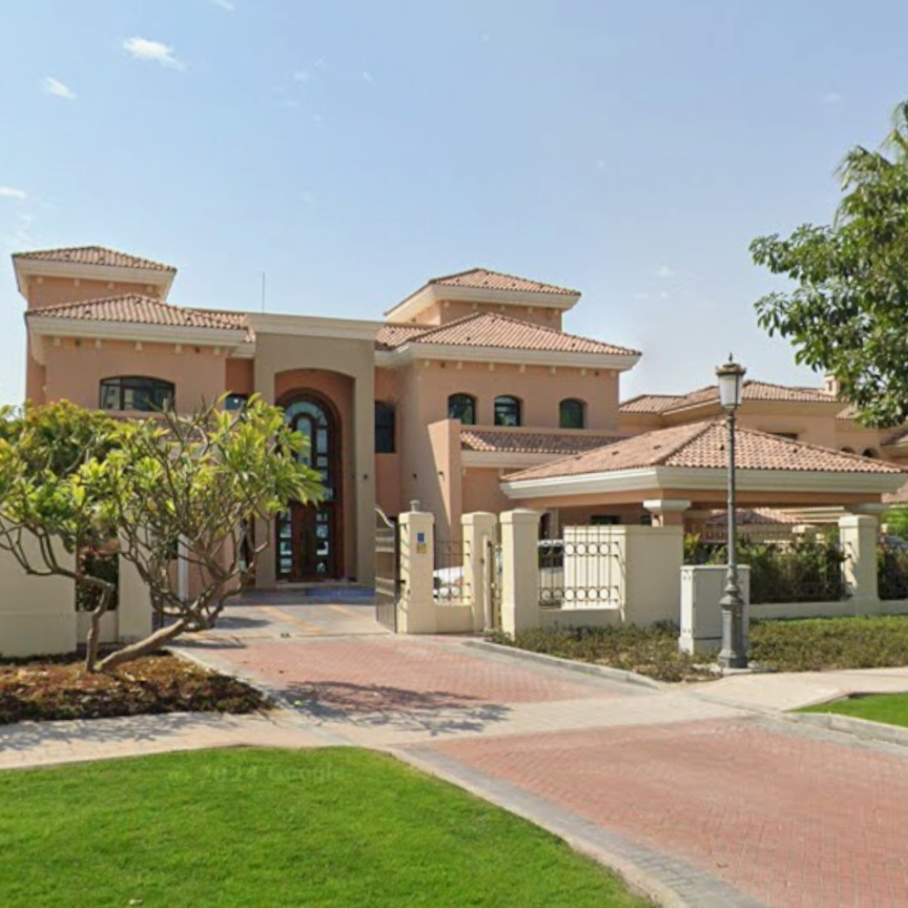 LA PLAGE VILLA - PEARL QATAR